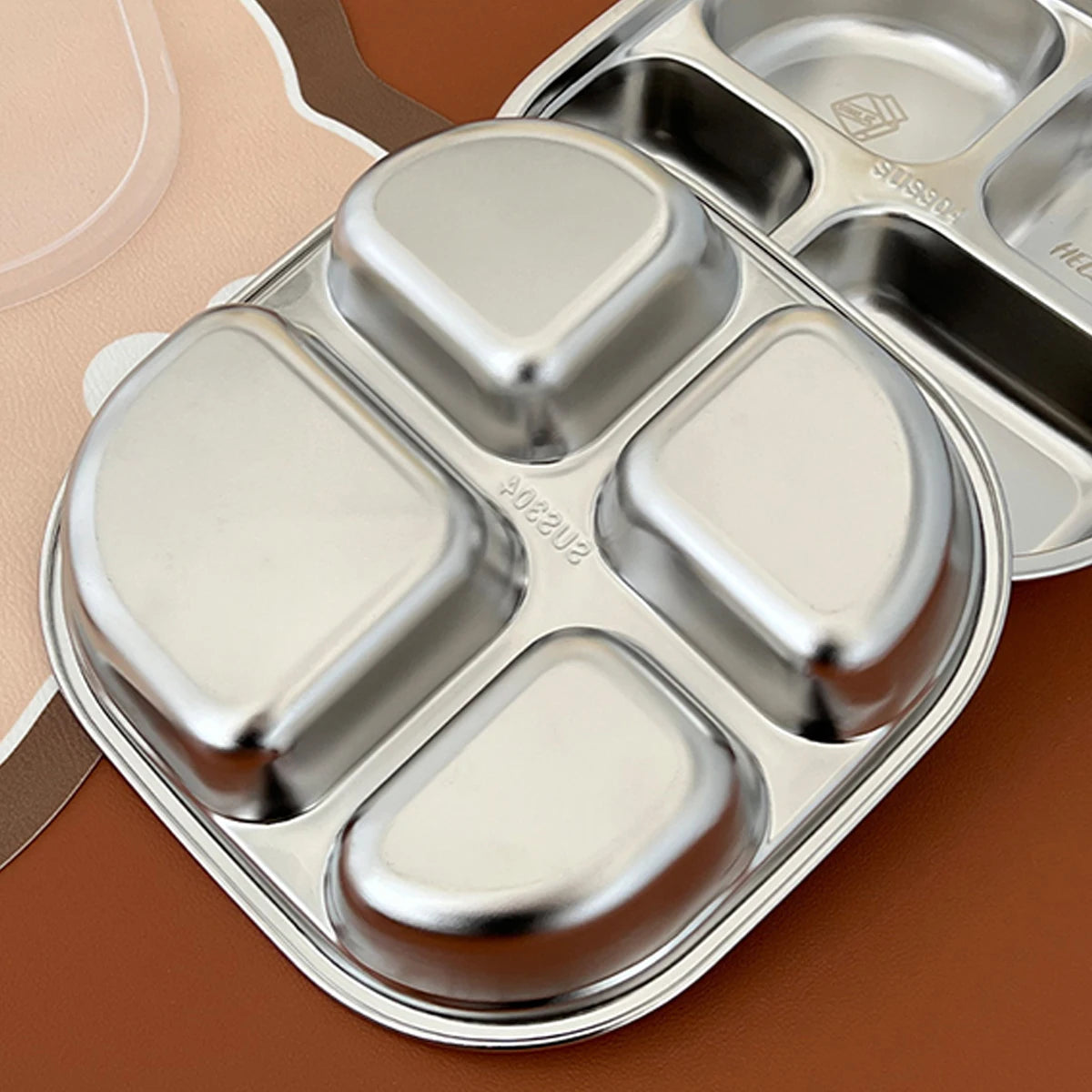 Assiette en Inox Divisée en 3 ou 4 Parties